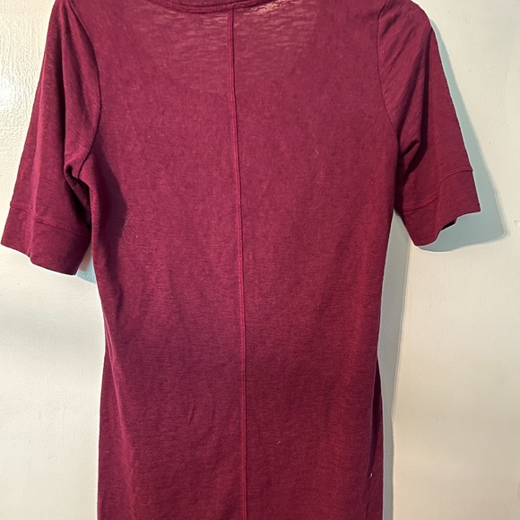 Maroon athleta tshirt - Picture 4 of 4